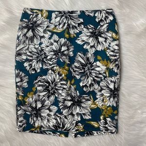 NWOT Ann Taylor Floral Skirt